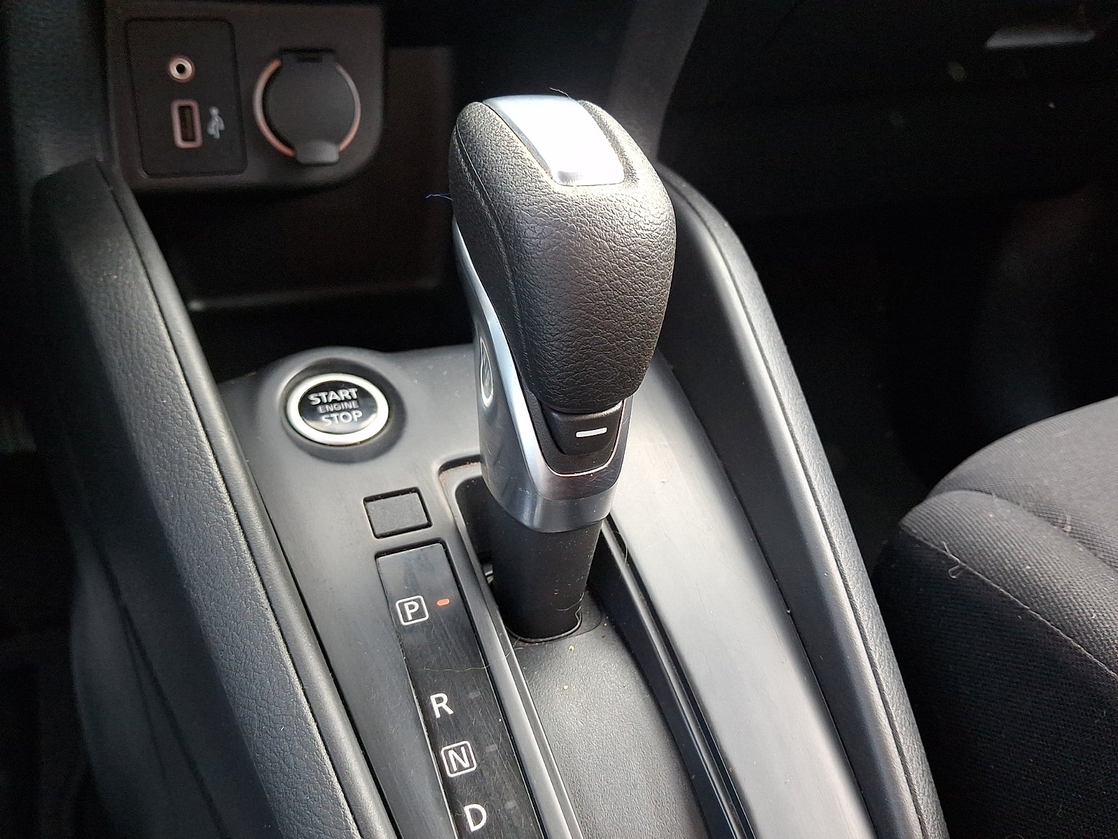 2023 Nissan Kicks S Xtronic CVT