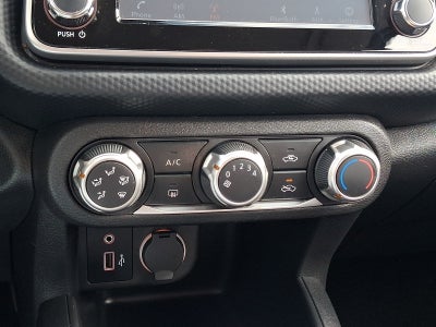 2023 Nissan Kicks S Xtronic CVT