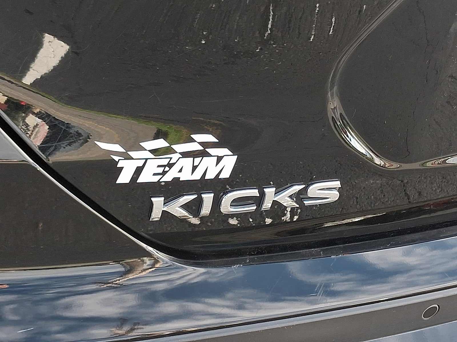 2023 Nissan Kicks S Xtronic CVT