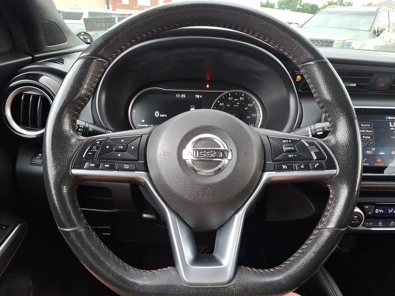 2019 Nissan Kicks SR