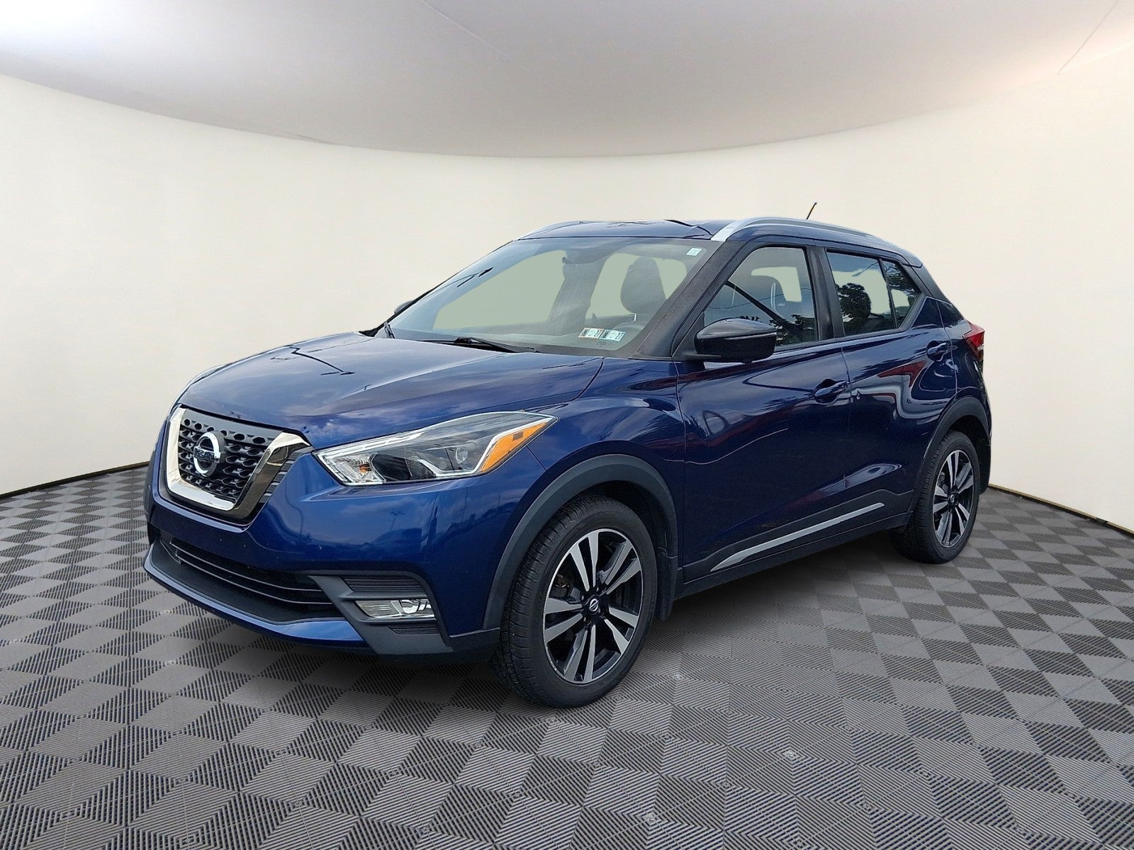 2019 Nissan Kicks SR