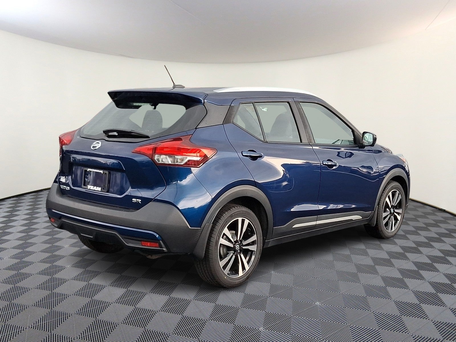 2019 Nissan Kicks SR