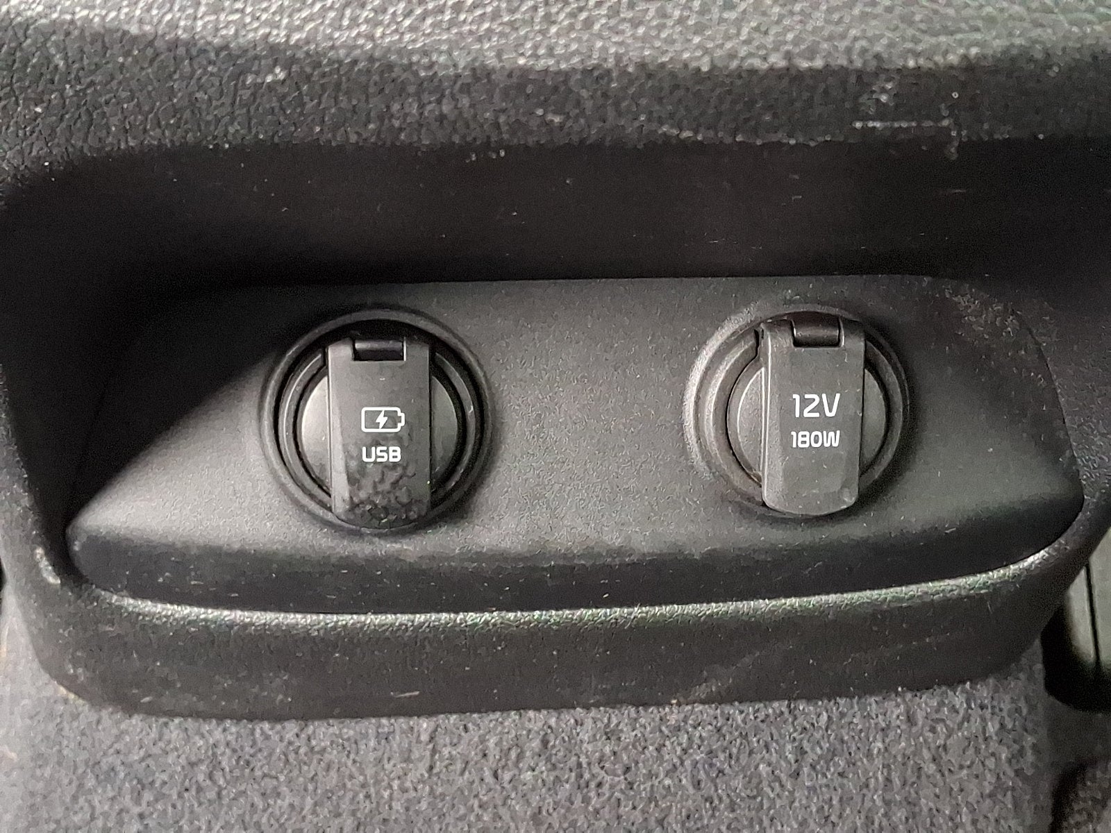 2020 Kia Sorento 2.4L LX