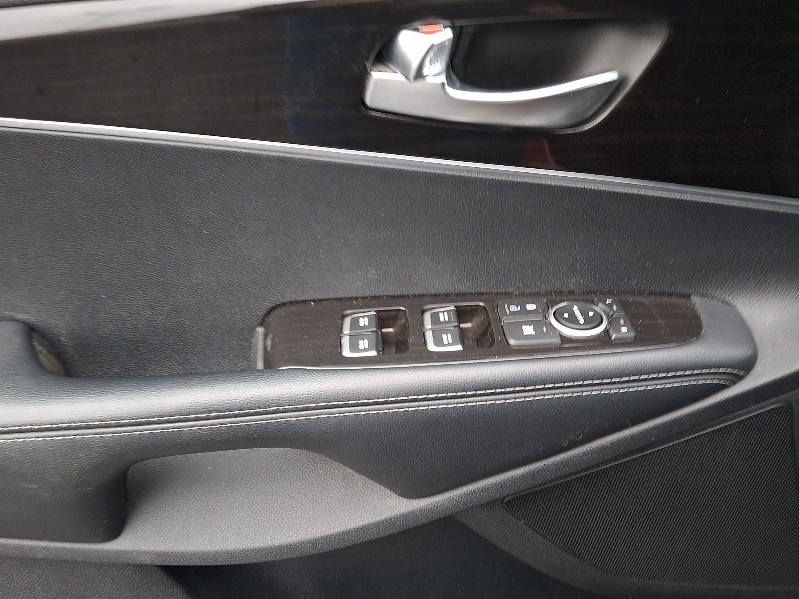 2020 Kia Sorento 2.4L LX