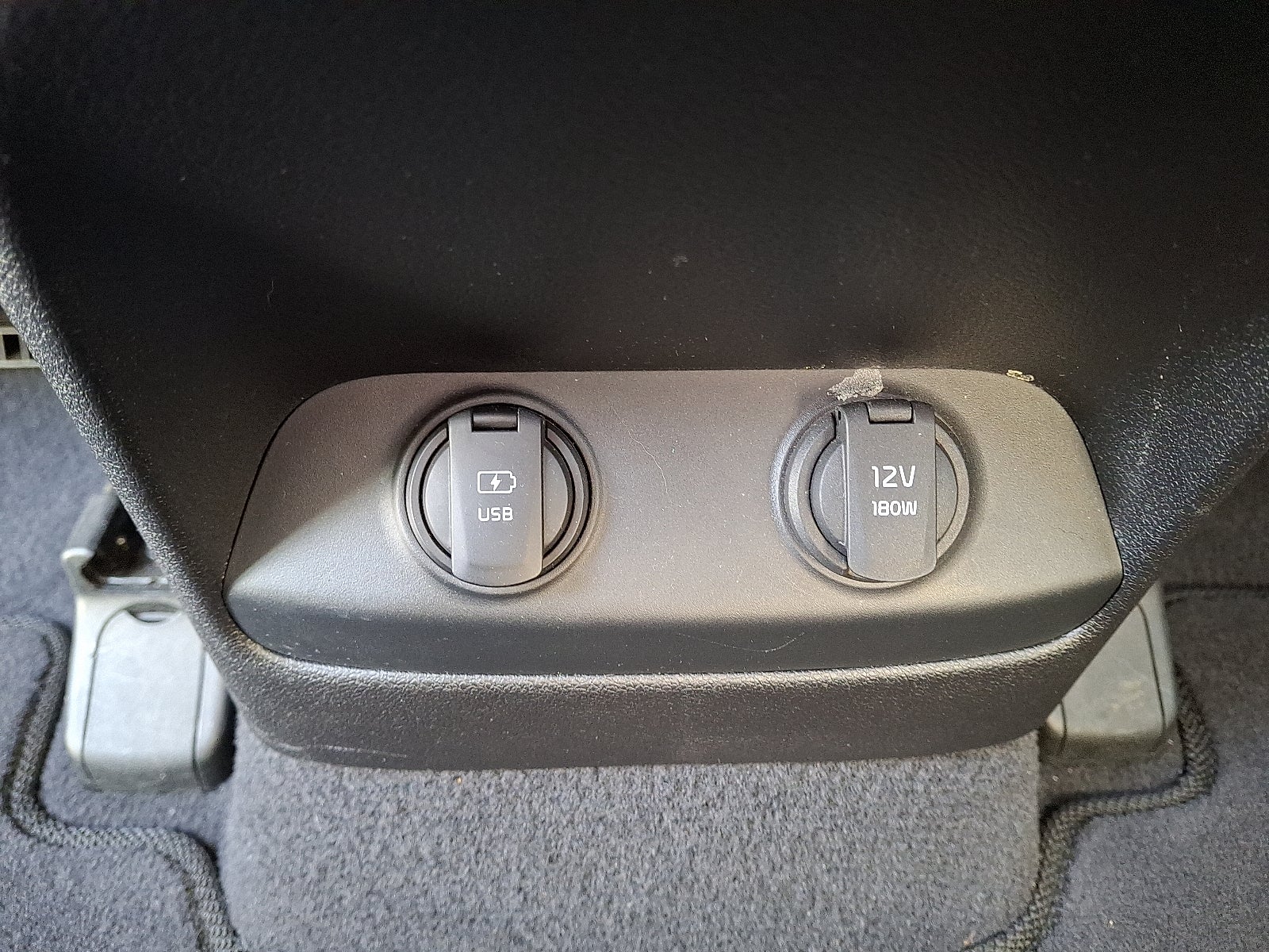 2018 Kia Sorento 3.3L LX