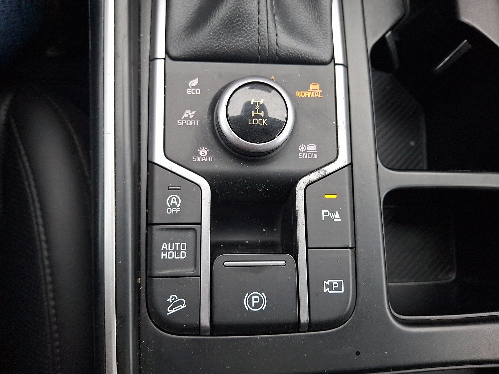 2025 Kia Sorento X-Line EX