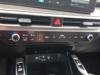 2024 Kia Sorento X-Line EX
