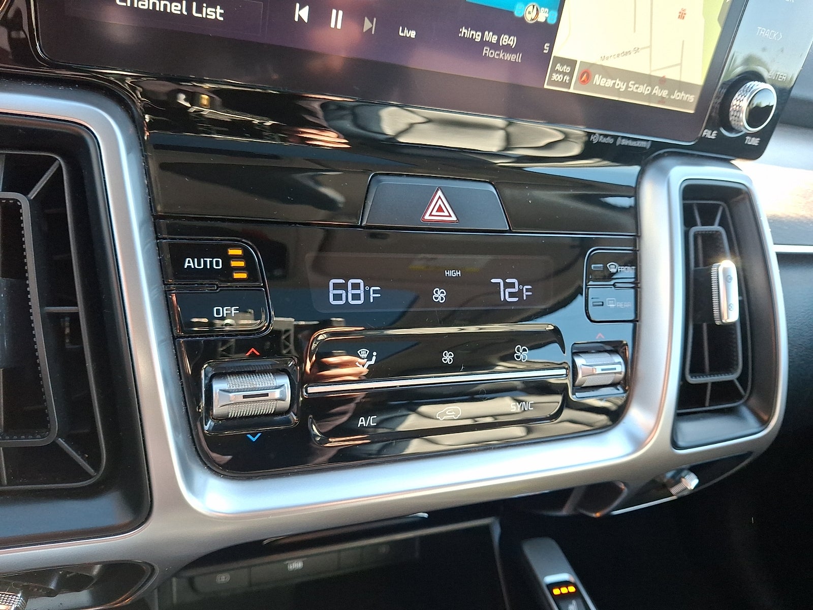 2023 Kia Sorento X-Line EX