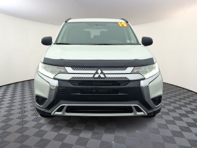 2019 Mitsubishi Outlander ES