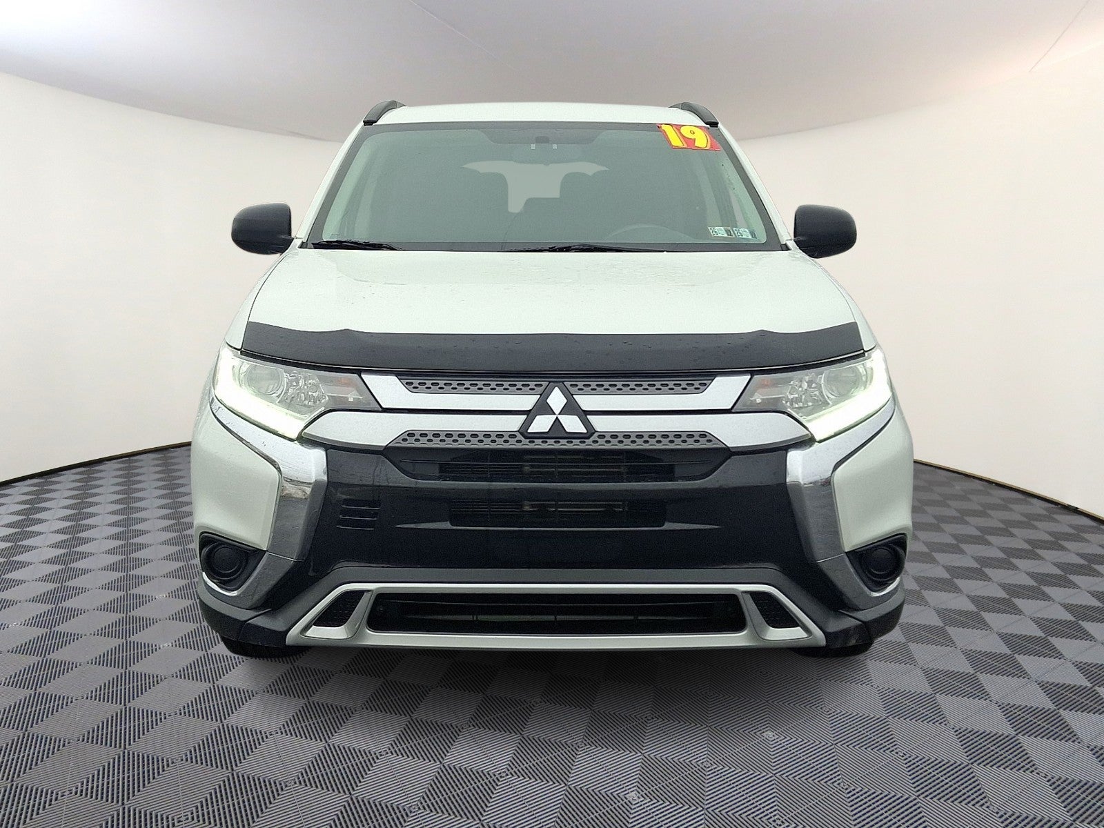 2019 Mitsubishi Outlander ES