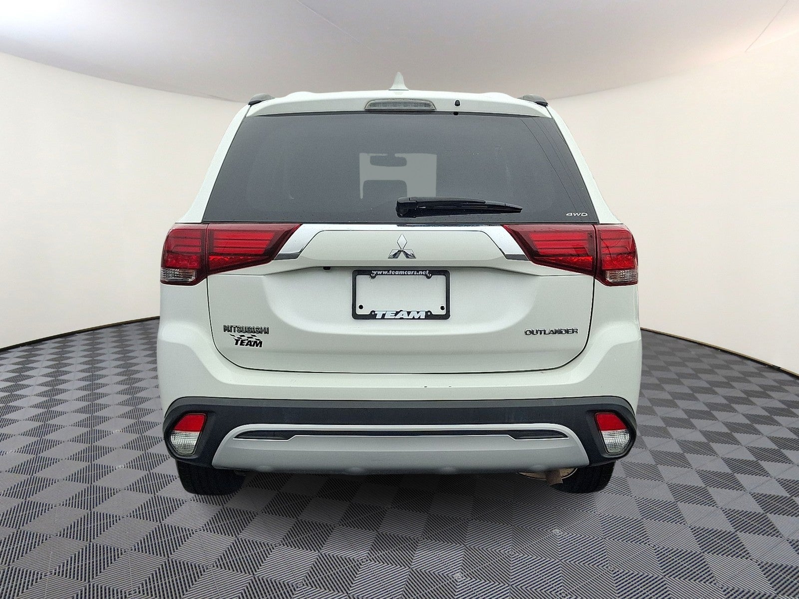 2019 Mitsubishi Outlander ES