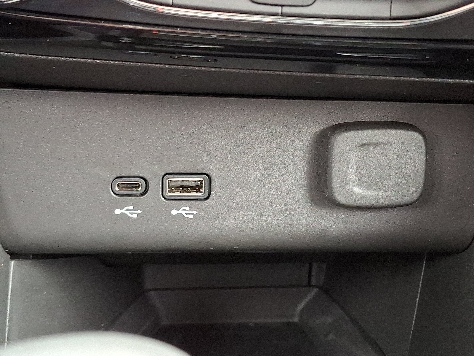 2025 Buick Encore GX Sport Touring AWD