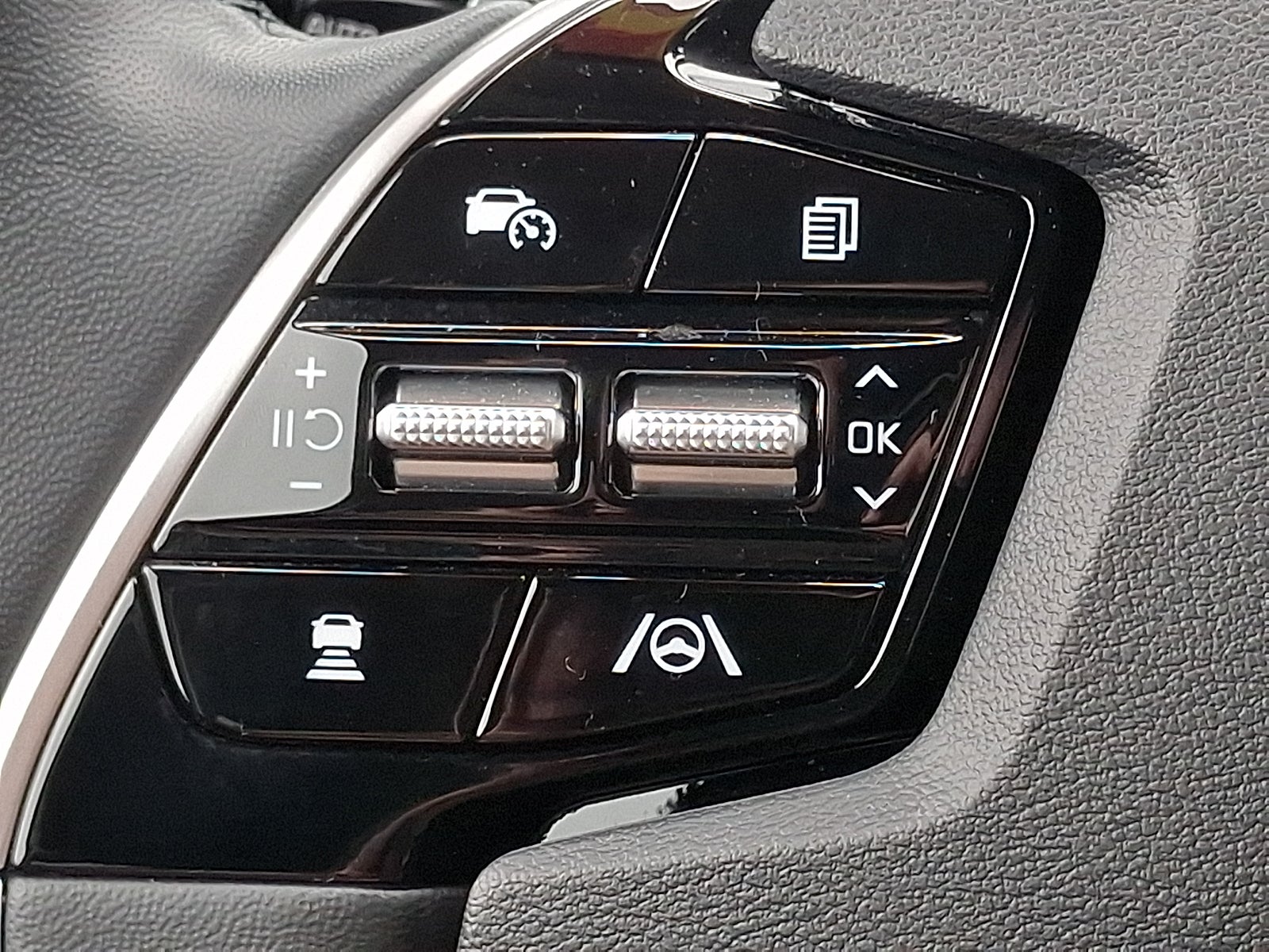 2023 Kia Niro EX