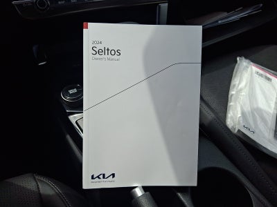 2024 Kia Seltos EX