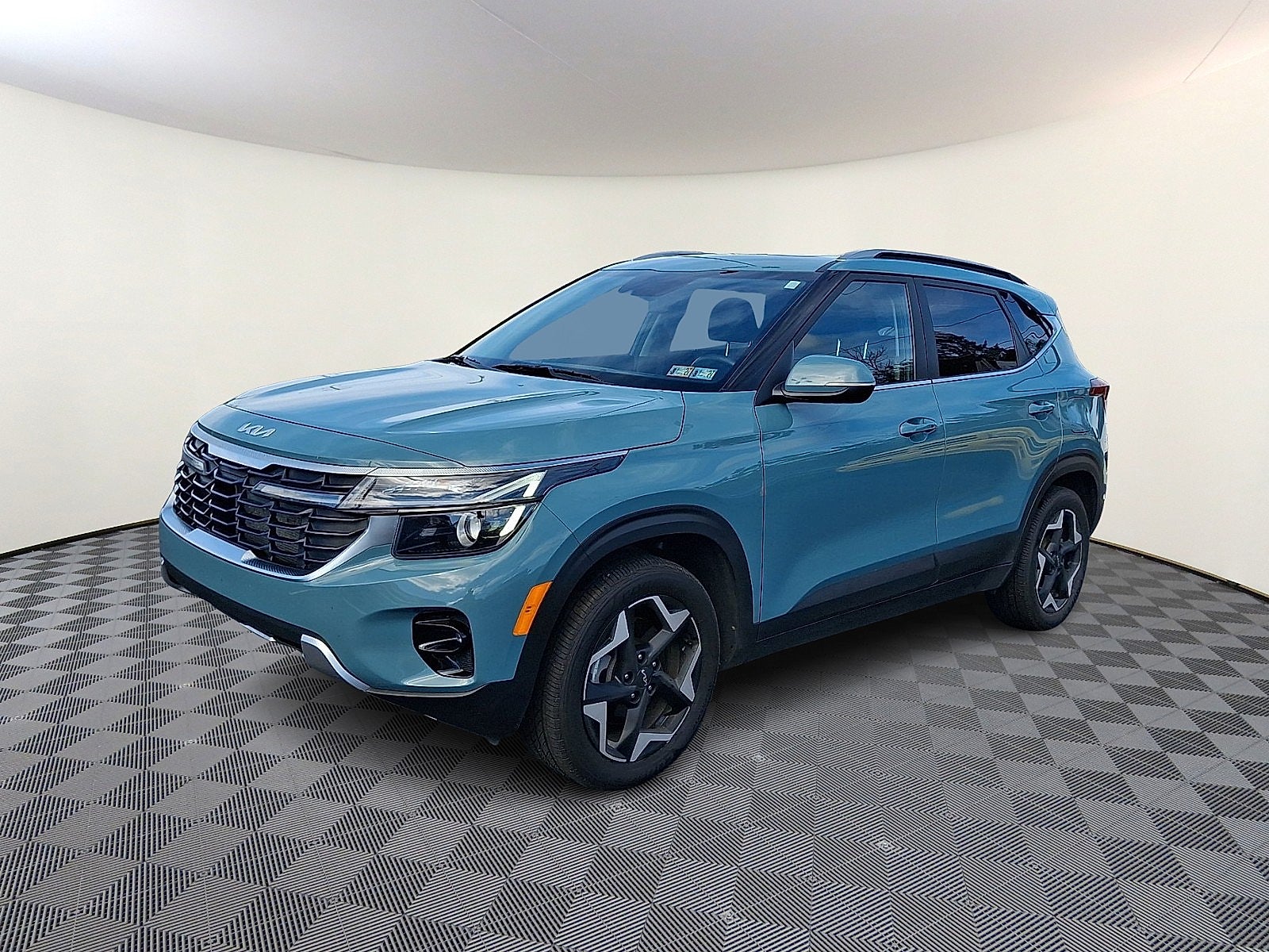 2024 Kia Seltos EX