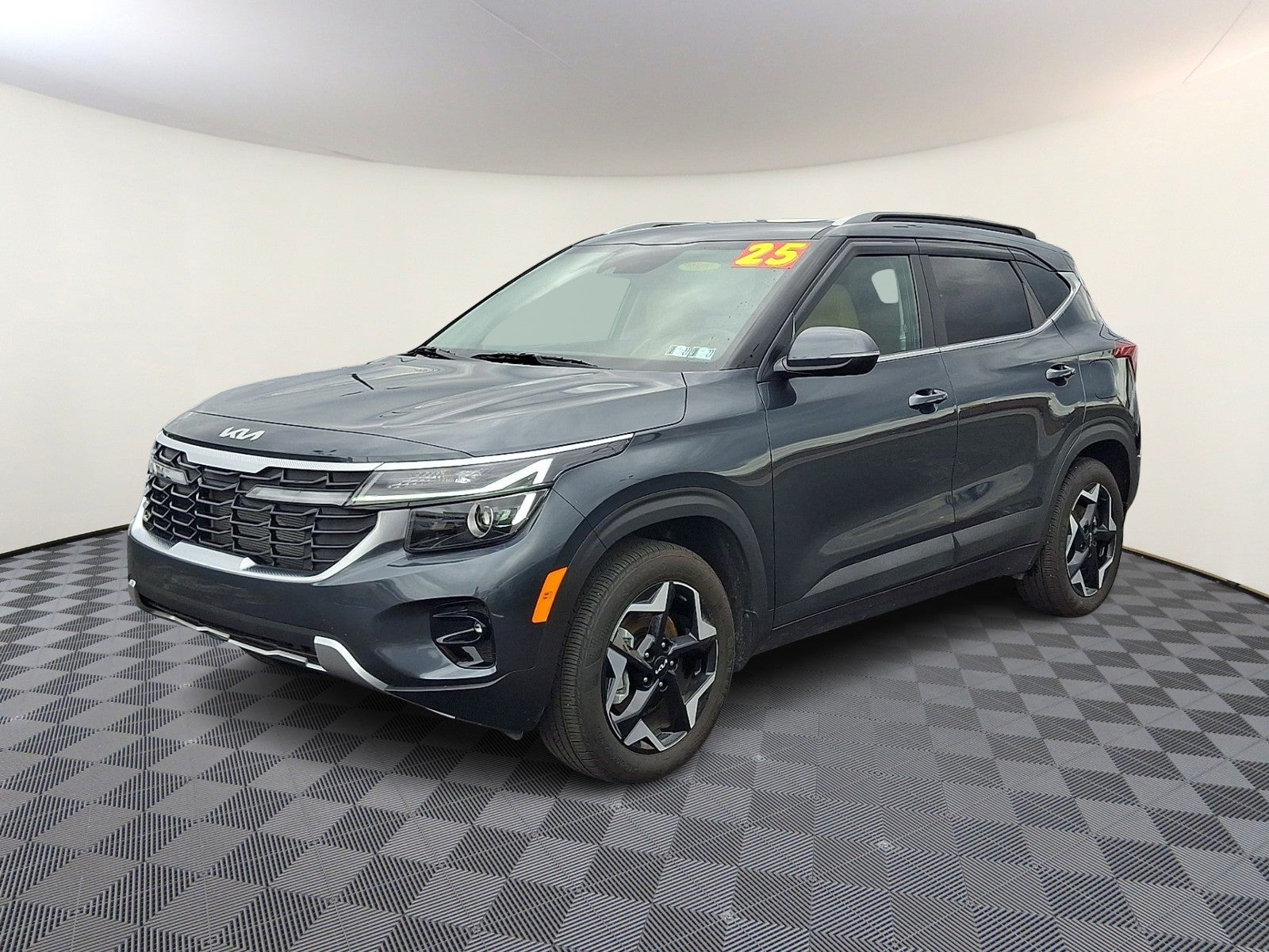 2025 Kia Seltos EX