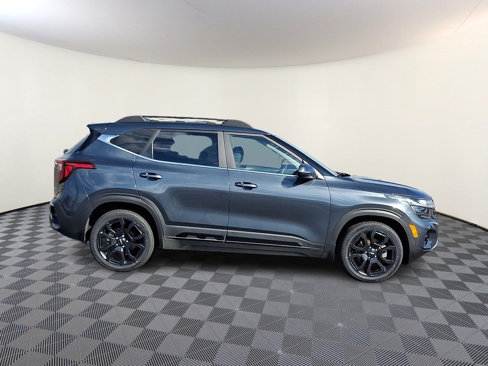 2024 Kia Seltos X-Line