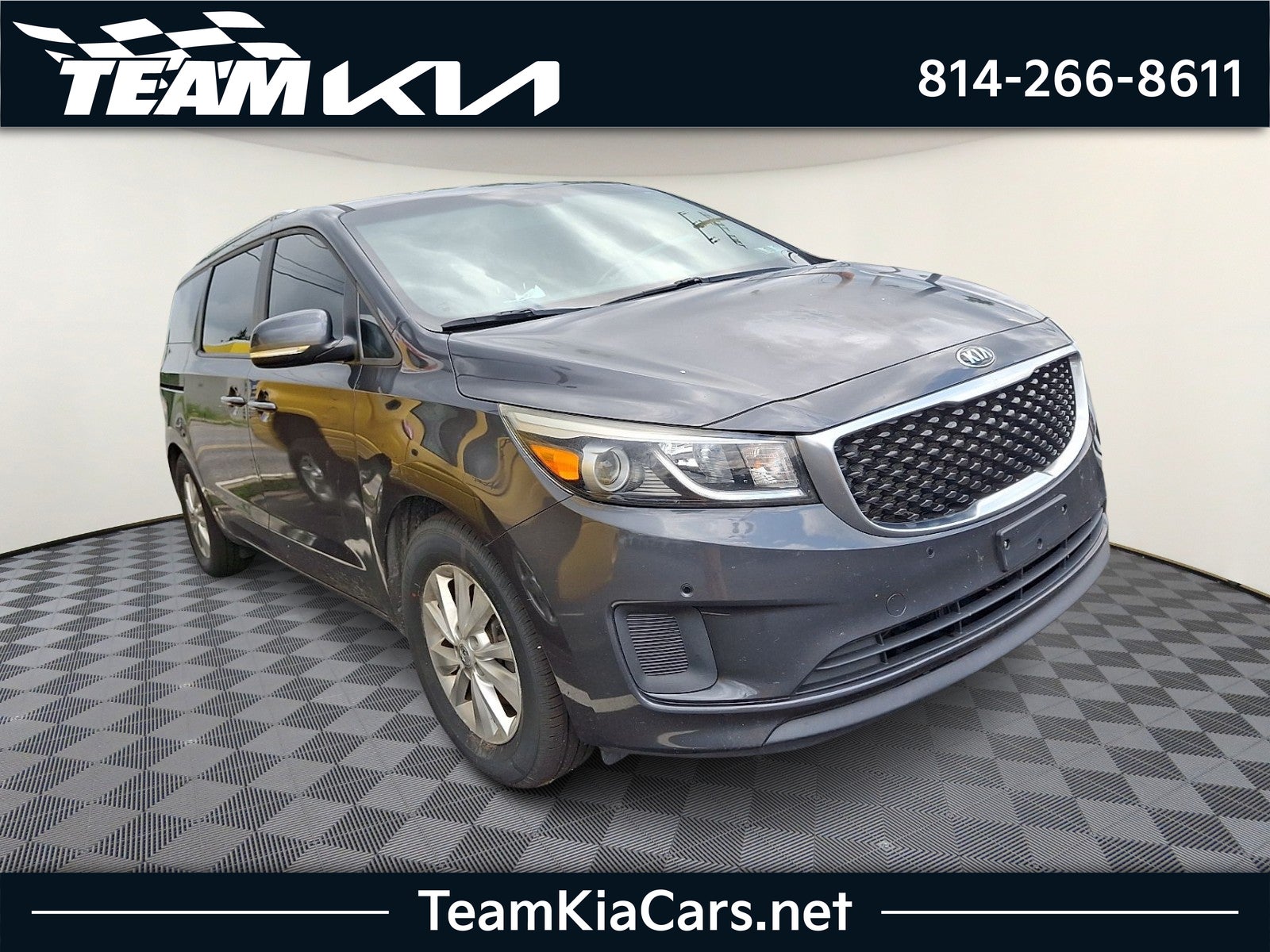 2017 Kia Sedona LX