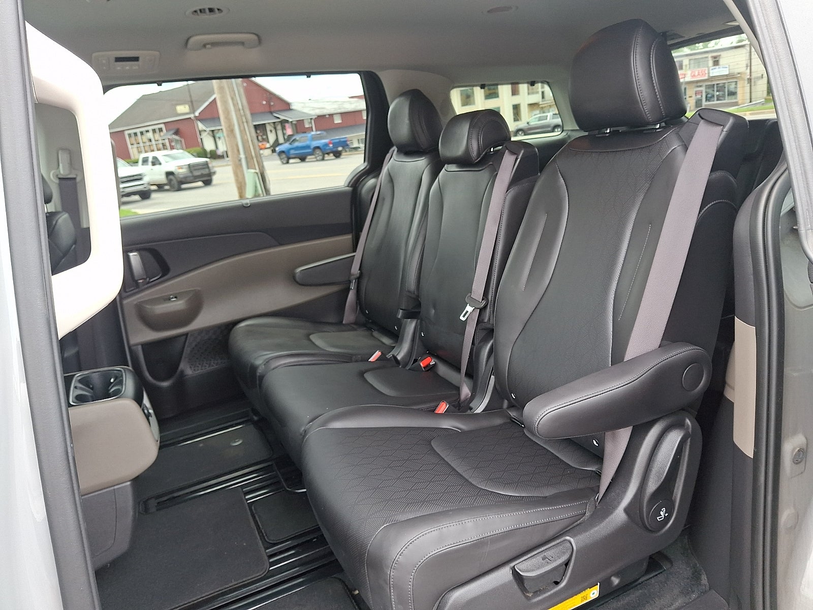 2025 Kia Carnival MPV EX