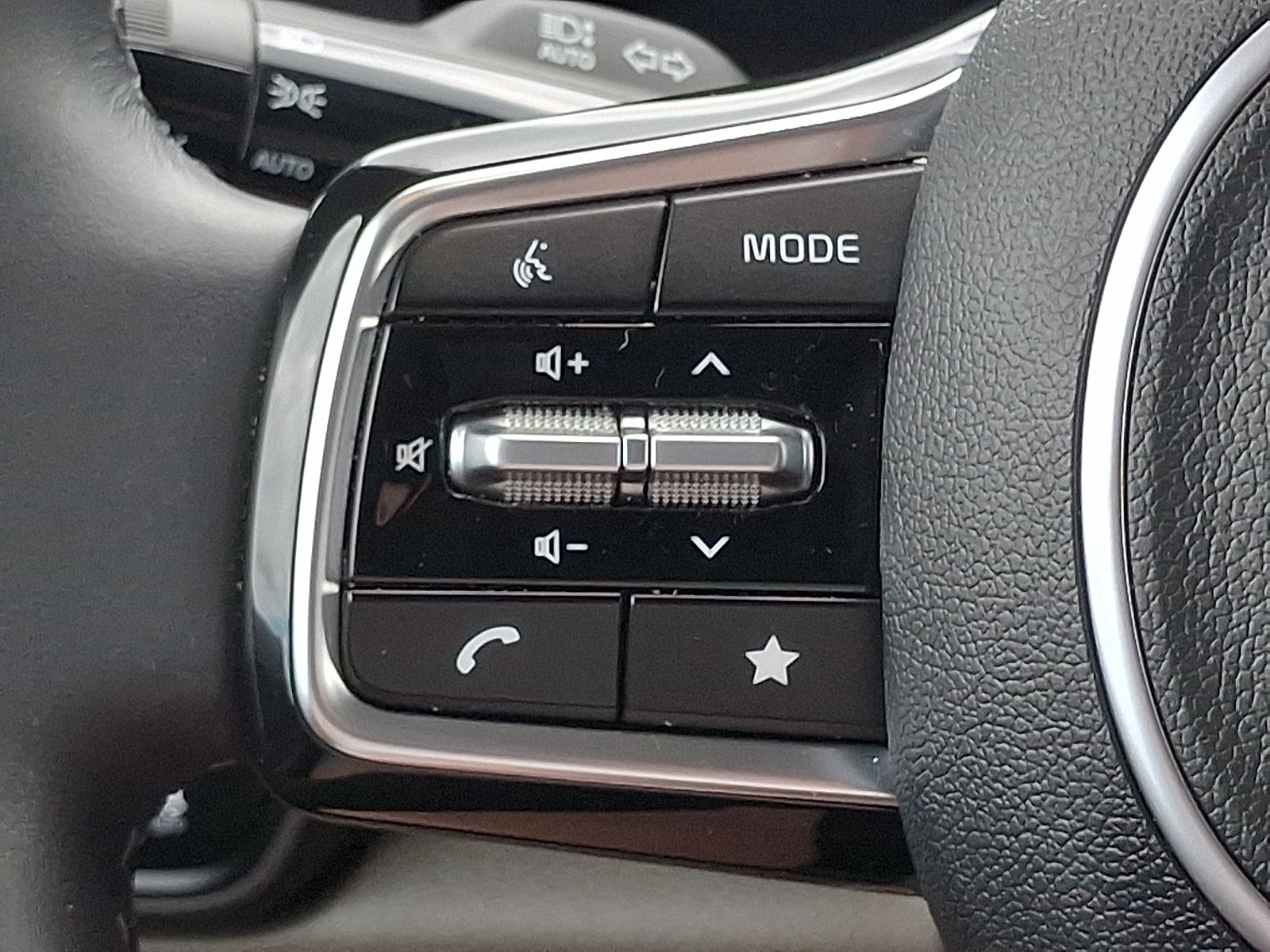 2025 Kia Carnival MPV EX