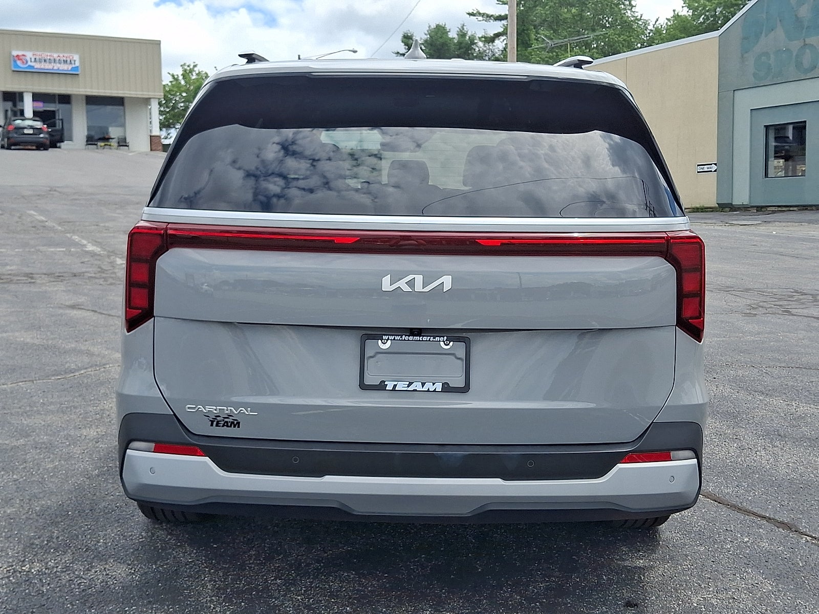 2025 Kia Carnival MPV EX