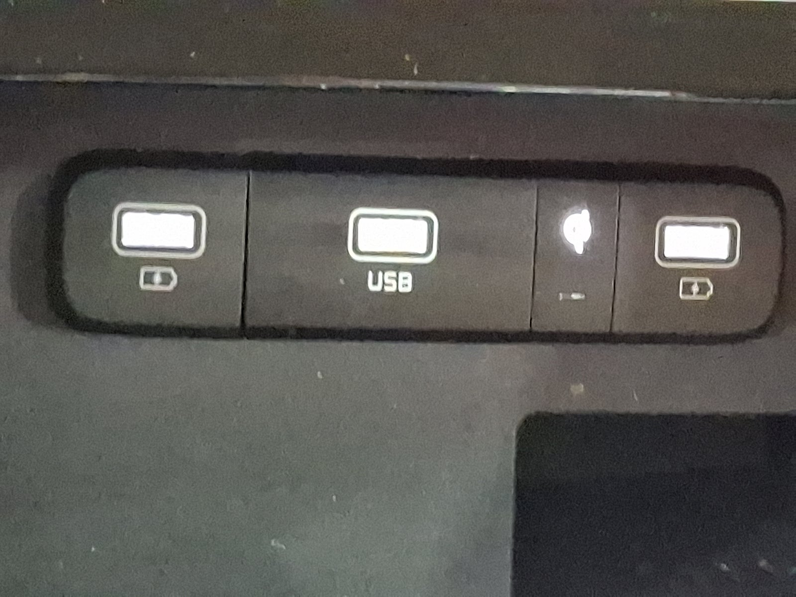 2024 Kia Carnival MPV SX