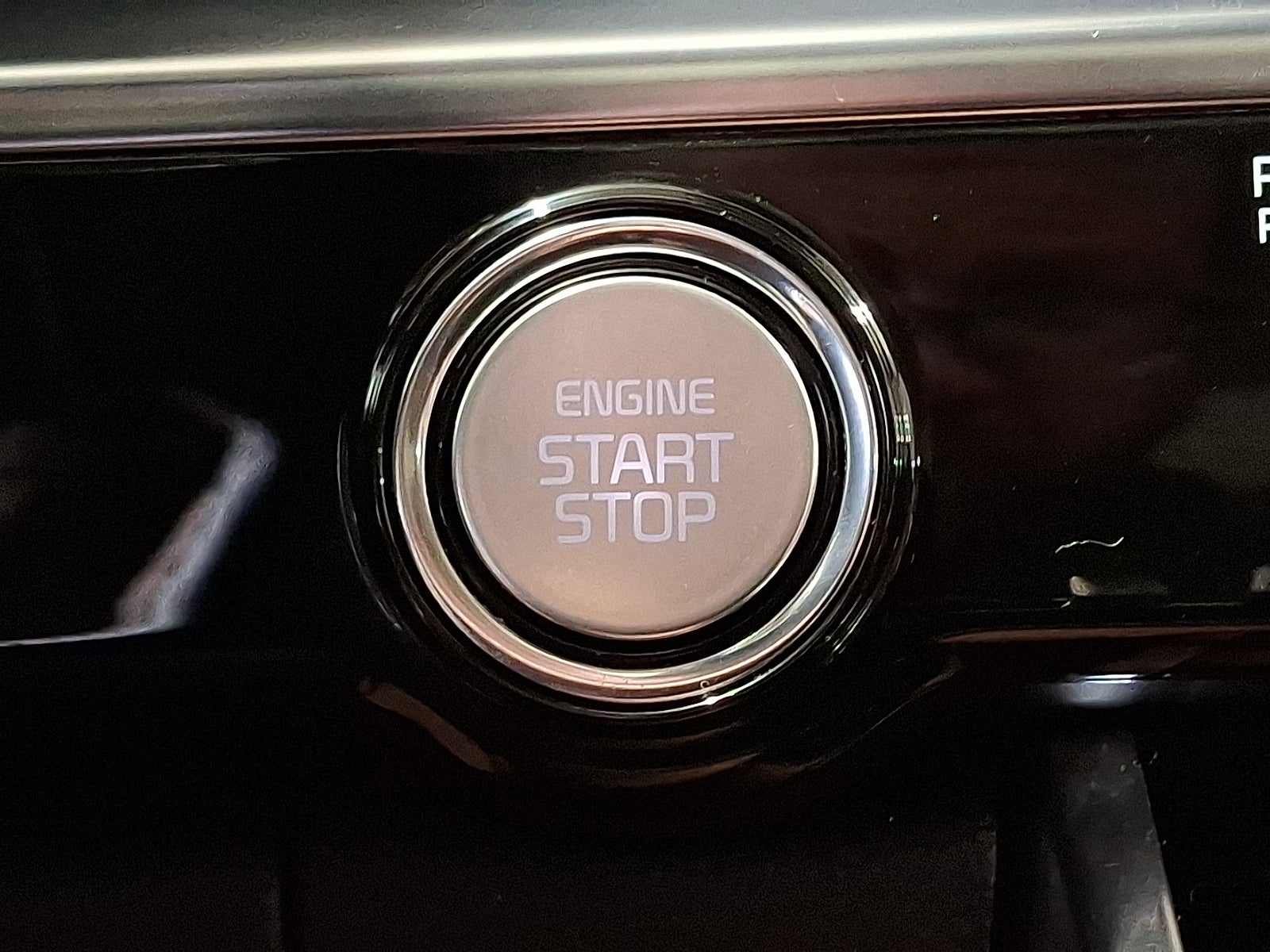 2023 Kia Carnival MPV SX Prestige