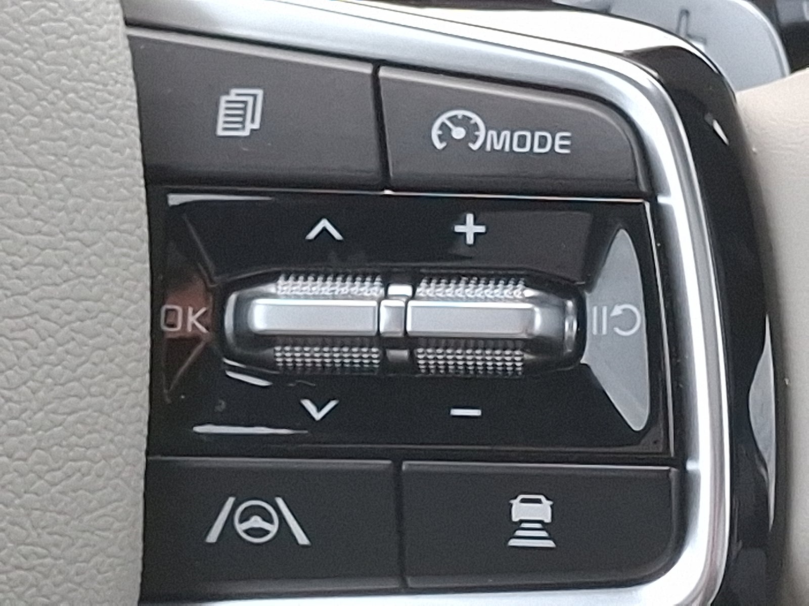 2023 Kia Sorento Plug-In Hybrid SX Prestige