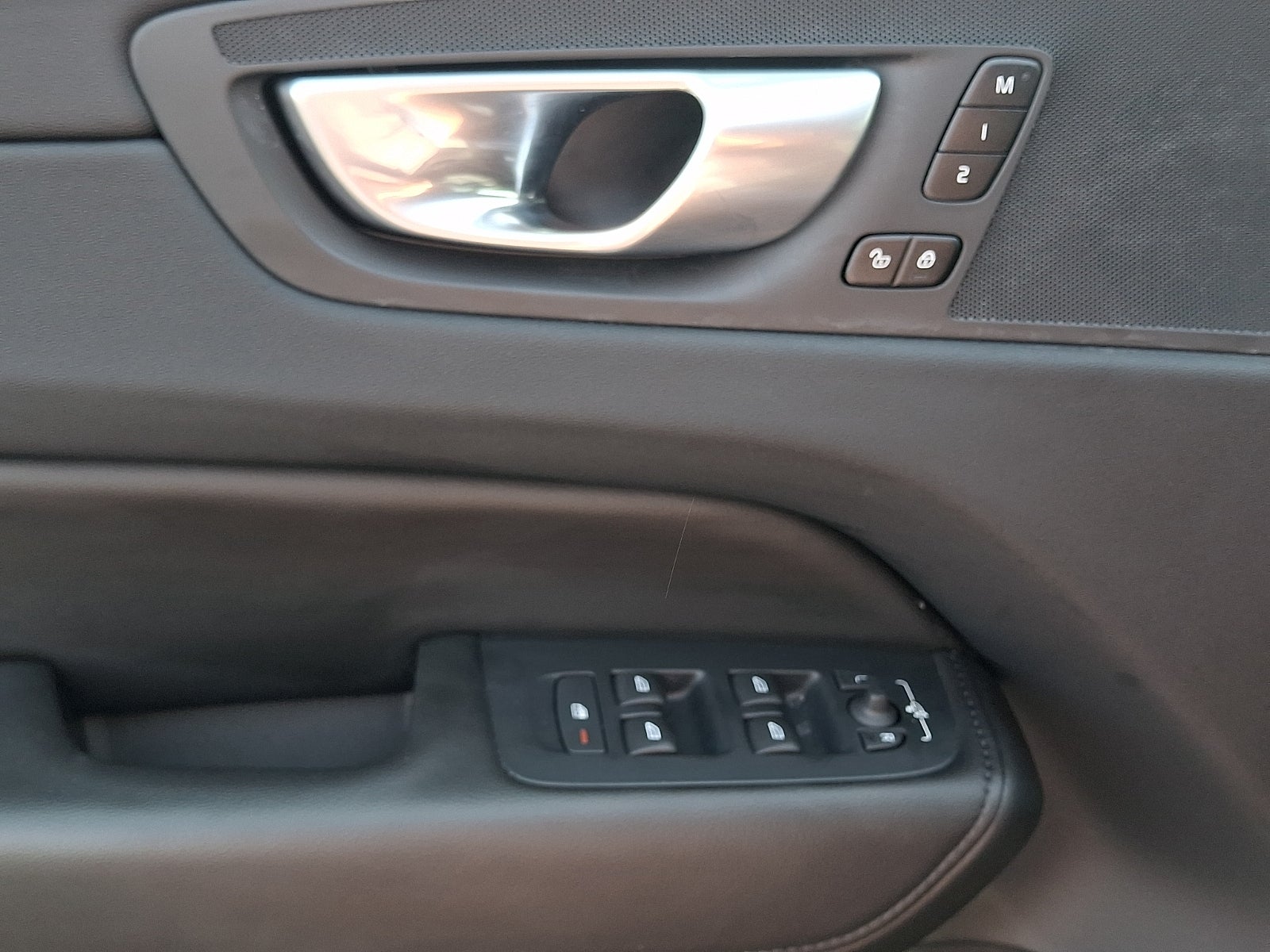 2023 Volvo XC60 B5 Core