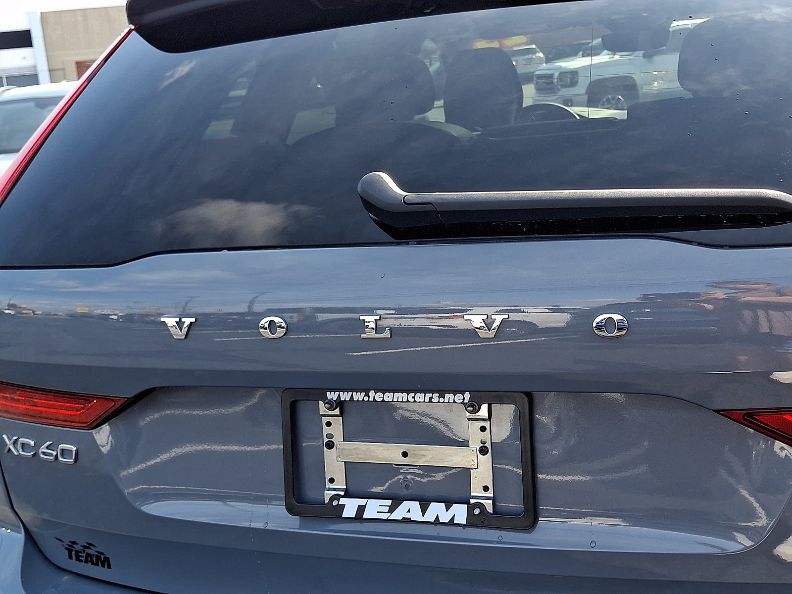 2023 Volvo XC60 B5 Core