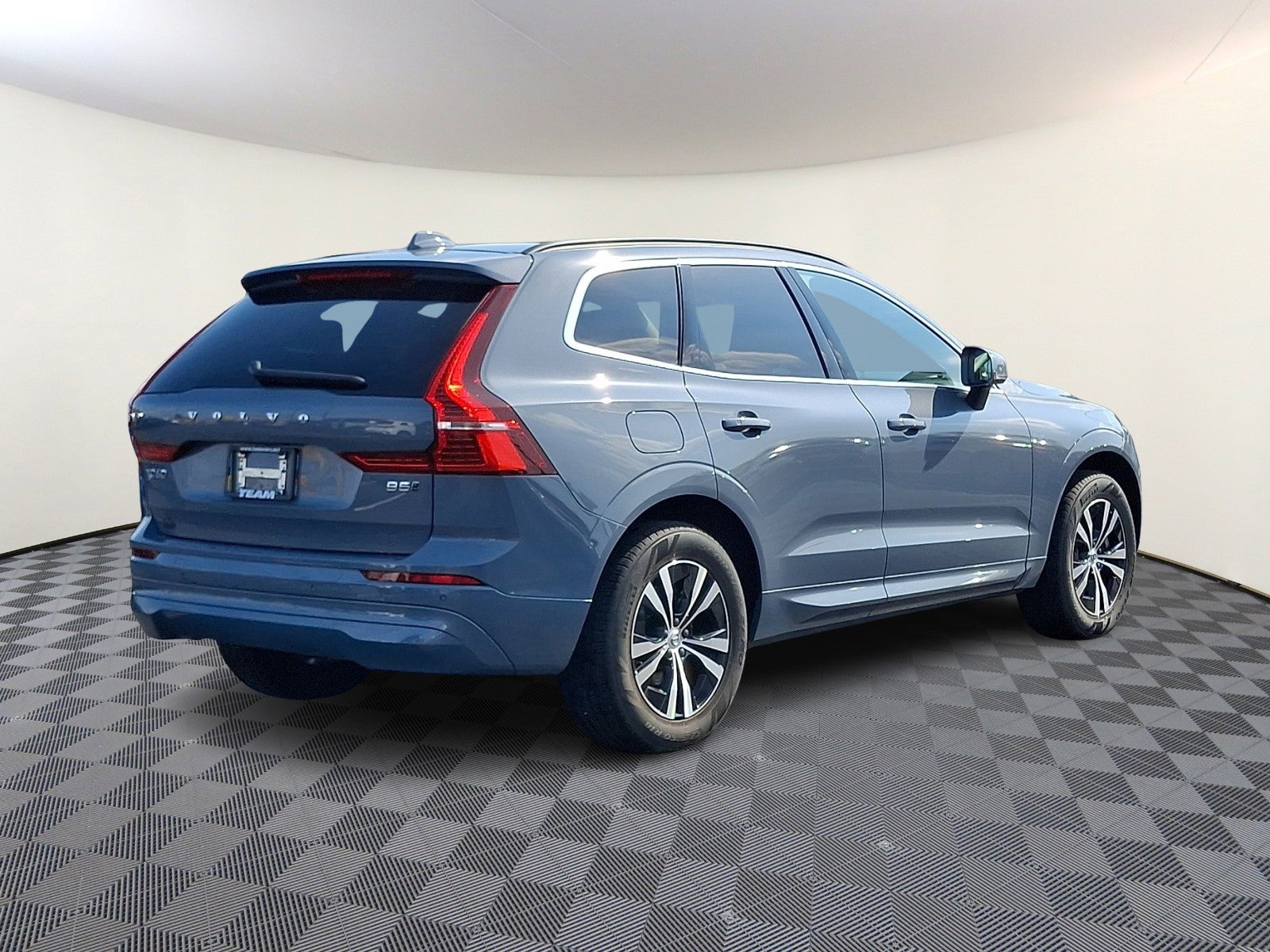 2023 Volvo XC60 B5 Core